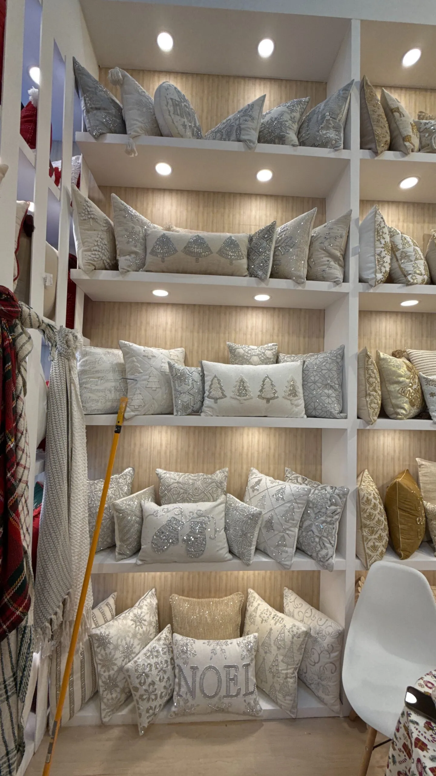 Fairs & Showrooms 05
