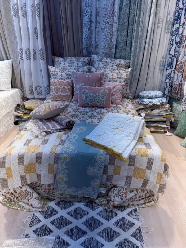Fairs & Showrooms 12